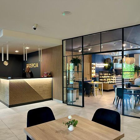 Gosciniec Promus Hotel Забже Екстериор снимка