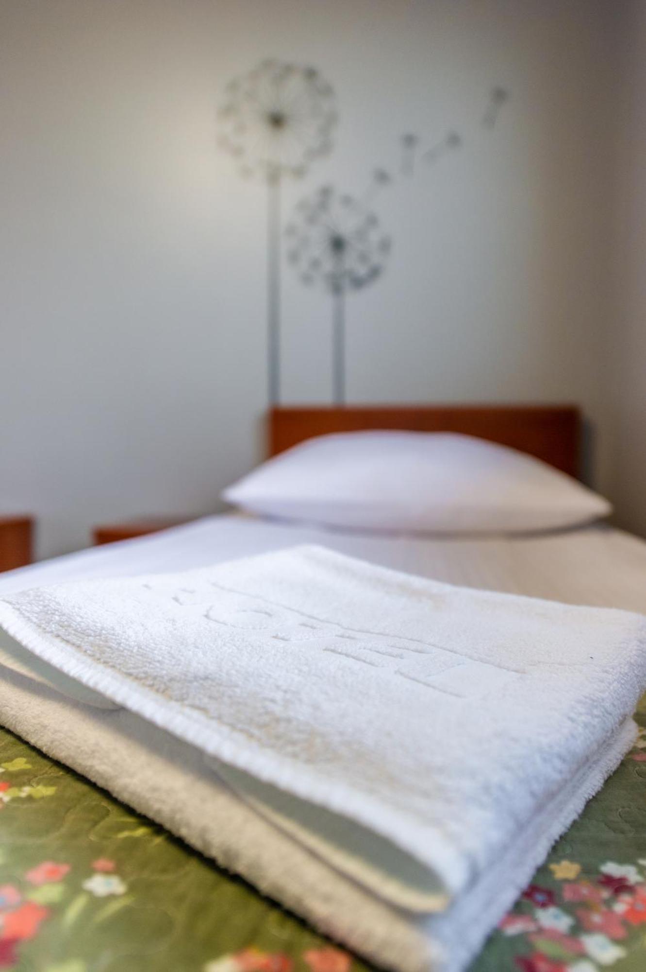 Gosciniec Promus Hotel Забже Екстериор снимка