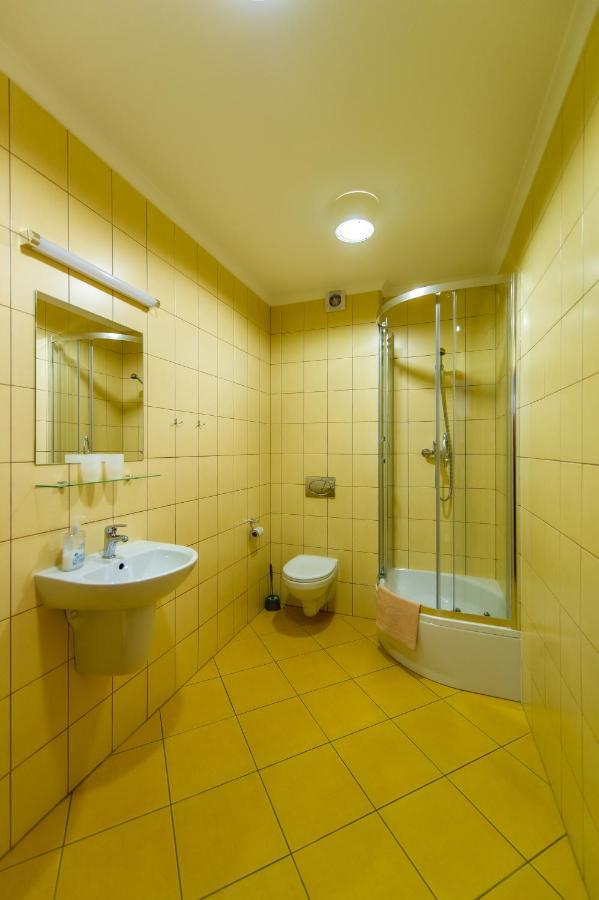 Gosciniec Promus Hotel Забже Екстериор снимка