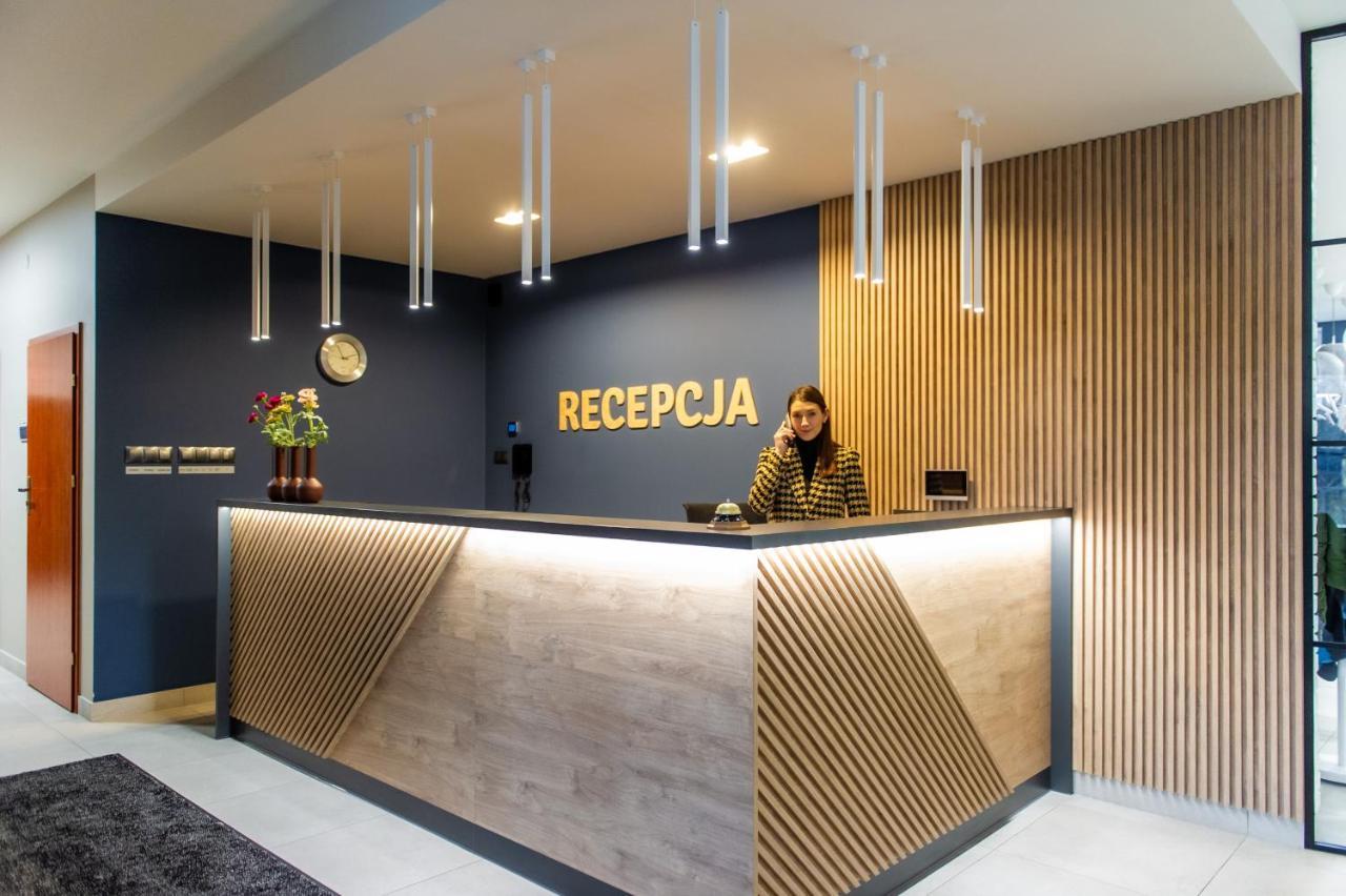 Gosciniec Promus Hotel Забже Екстериор снимка