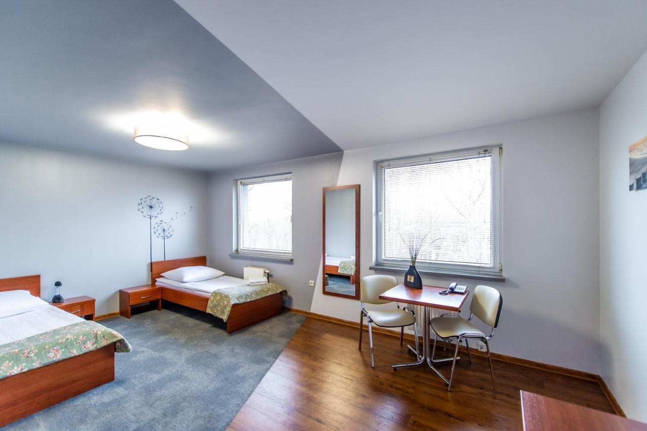 Gosciniec Promus Hotel Забже Екстериор снимка